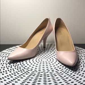 【Michael kors 】mid heel flex leather pump size 7.5